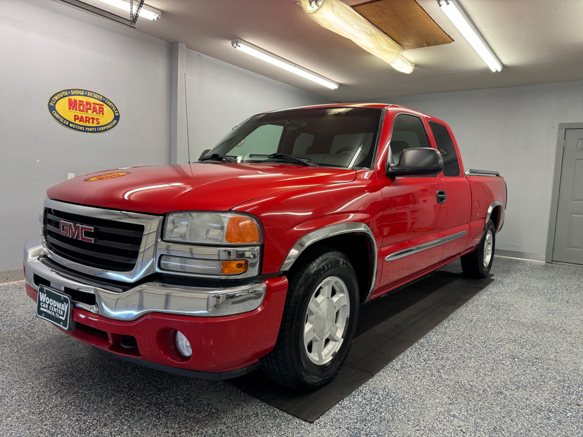photo of 2007 GMC Sierra Classic 1500 SL Ext. Cab 2WD Low Miles!!!